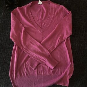 Fuchsia v neck cotton sweater